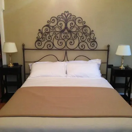 Relais Augusta Bed & Breakfast *