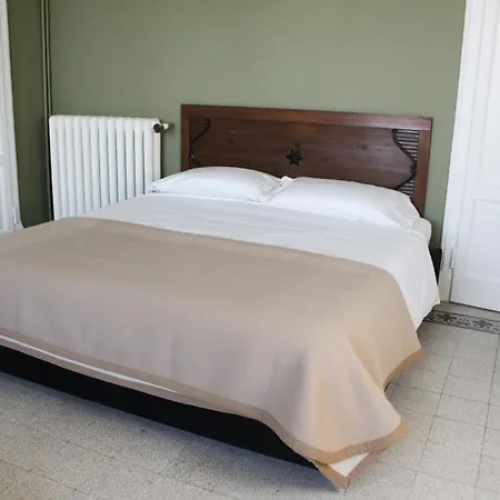 Relais Augusta Bed & Breakfast