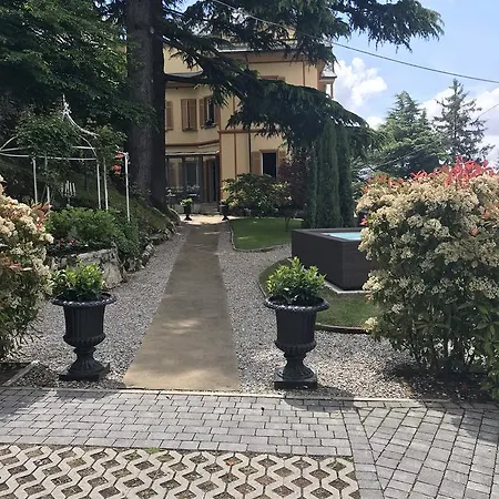 Relais Augusta Bed & Breakfast